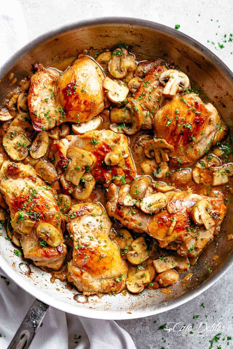 Cuisses de Poulet à l'ail et aux Champignons