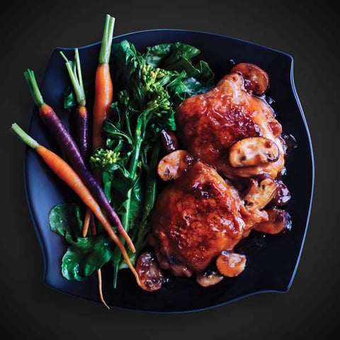 Cuisses de Poulet Braisées avec Brocoli Chinois Parfaites pour Deux