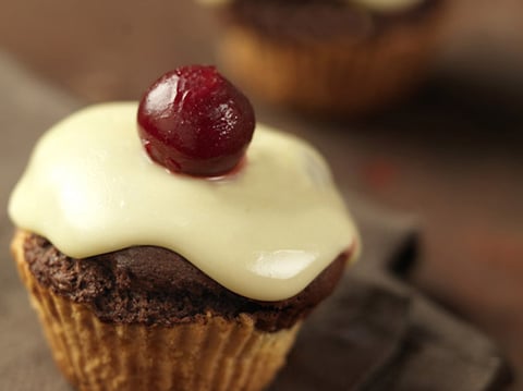 Cup Cake Duo de Chocolats et Cerises