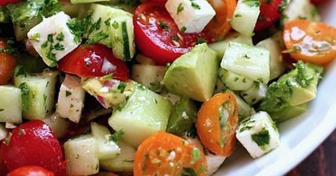 Délicieuse Salade pour Dégonfler le Ventre