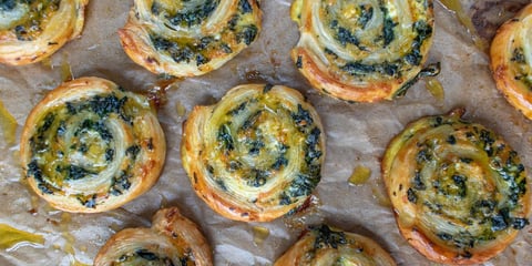 Succulentes Bouchées Estivales: Des Roulades D’épinard et Feta