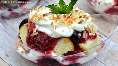 Dessert aux Baies Crémeuses