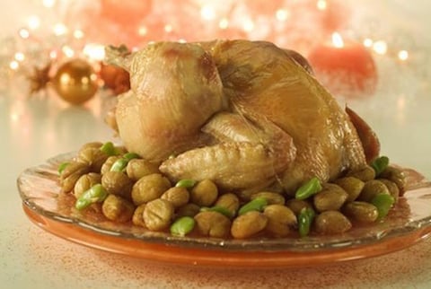 Dinde de Noël aux Marrons, sa Sauce aux Morilles et ses Pommes Duchesse