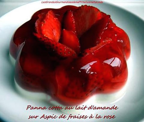 Duo de Panna Cotta et Fraises à la Rose pour un Saint Valentin