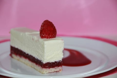 ENTREMET FRAMBOISE, CHOCOLAT BLANC