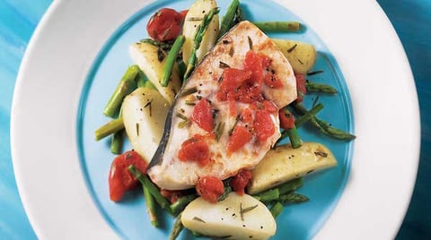 Espadon aux Pommes de Terre et aux Asperges
