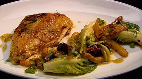 FAISAN RÔTI AVEC DES POIS