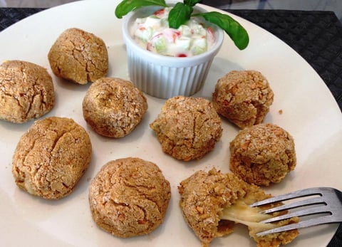 Falafels Farcis au Cheddar et leur Sauce Légère