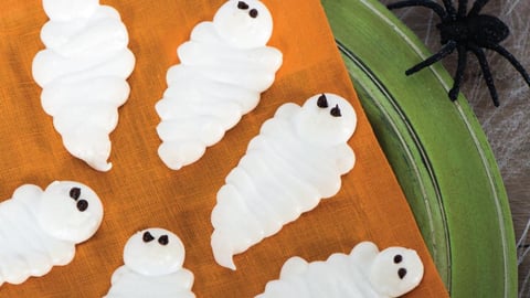 Fantômes Terrifiants à la Meringue pour les Enfants