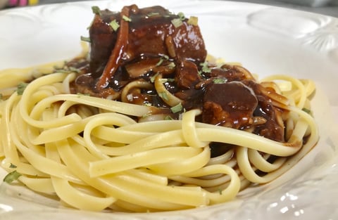 Fettuccine Sauce Brun et Porc