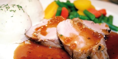 Filet de Porc Sauce aux Pommes et Romarin