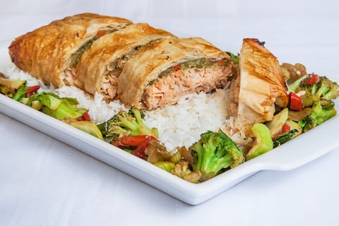 FILET DE SAUMON ET LÉGUMES À LA CHINOISE EN PAPILLOTE DE PHYLLO