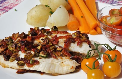 Filets de Tilapia au Tomates Séchées