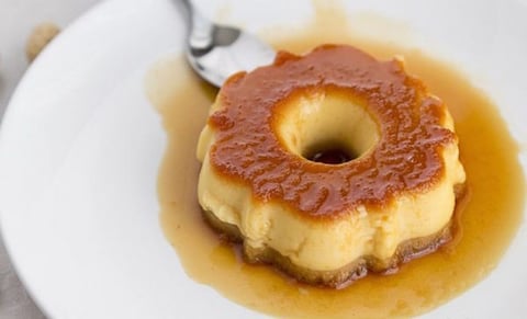 Flan au Beurre de Cacahuète et Caramel