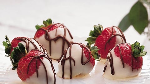 Fraises Enrobées de Chocolat Blanc