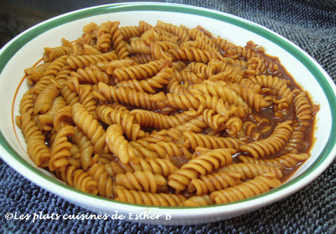 Fusillis au Jus de Tomate et Sauce Soya