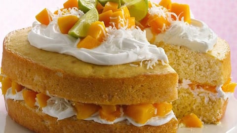 Gâteau à Étages à la Mangue