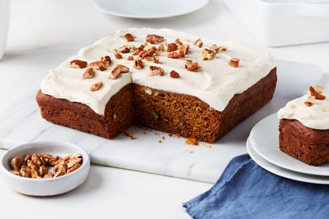 Gâteau à la Citrouille et aux Épices avec Glaçage au Fromage à la Crème