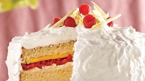 Gâteau à la Vanille Chocolat Blanc et Fruits Frais