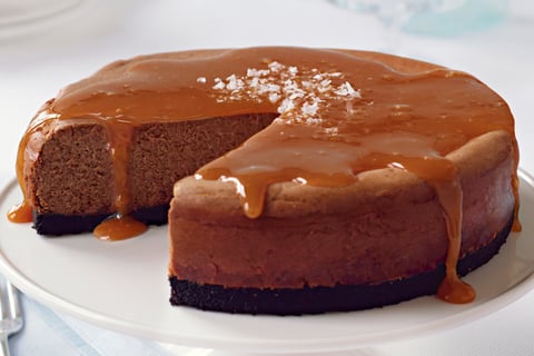 Gâteau au Fromage au Caramel Salé et au Chocolat