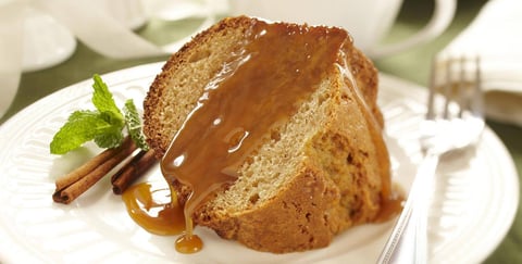 Gâteau aux Épices Glacé au Caramel