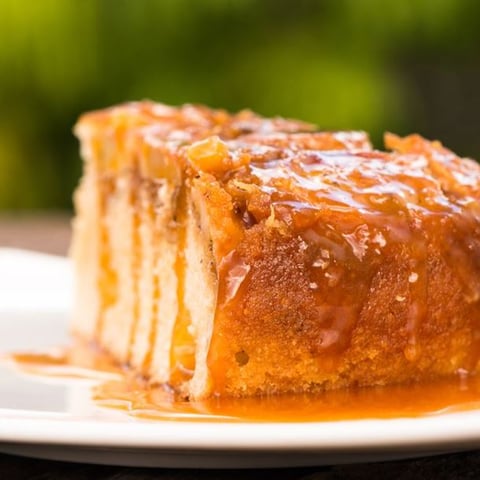 Gâteau Breton aux Pommes Caramélisées Maison