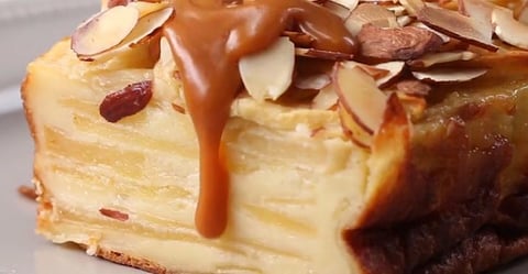 Gâteau “Invisible” Pommes-Caramel