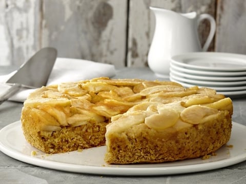 Gâteau Renversé aux Pommes et au Maïs