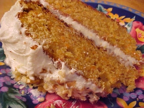 Gâteau aux Carottes et au Sirop D'érable, Glaçage Crémeux au Sirop D'érable