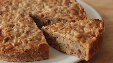 GÂTEAU AUX POMMES DE GRAND-MÈRE ANGELA
