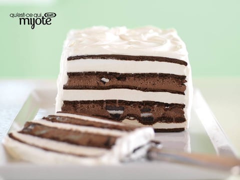 Gâteau OREO à la Crème Glacée et au Fudge