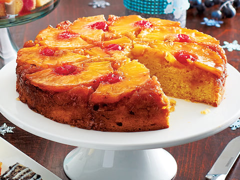 Gâteau Renversé aux Ananas et aux Cerises