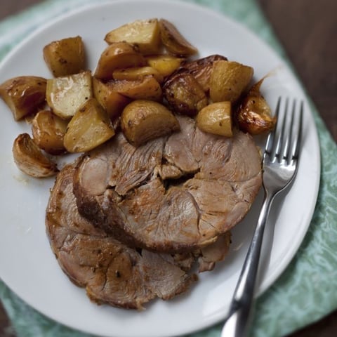 Gigot D'agneau aux Pommes Boulangères
