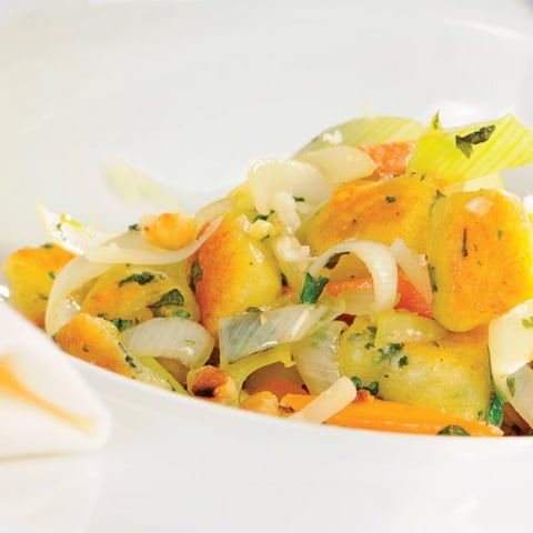 GNOCCHIS AU LOUIS D’OR, LÉGUMES DE SAISON ET NOIX DE GRENOBLE