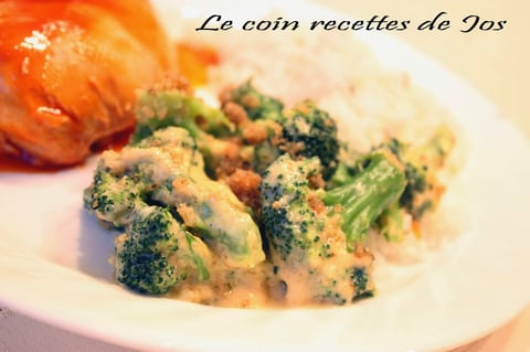 GRATIN DE BROCOLI AU CHEDDAR