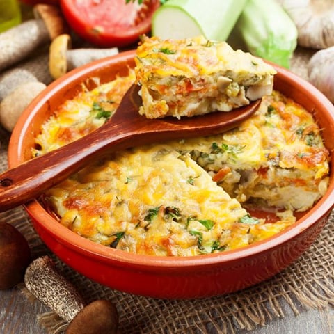 Gratin de Légumes et Champignons au Fromage Râpé