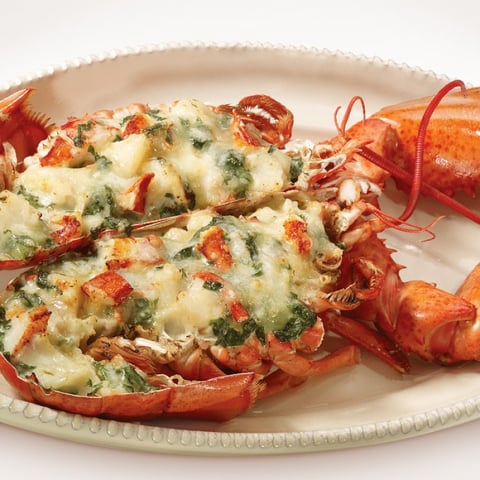 HOMARD GRATINÉ AU OKA CLASSIQUE