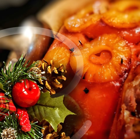 Jambon à L’ananas & Érable: Classique & Savoureux pour le Temps des Fêtes…