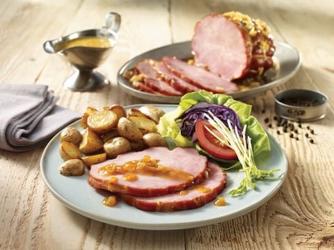 Jambon Fumé Braisé à la Moutarde et Poivre