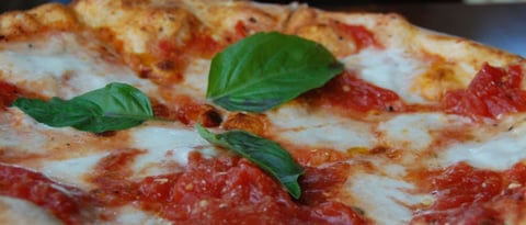 LA PIZZA MAISON