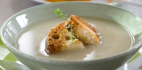 La Soupe à L'aïl de ma Grand-Mère