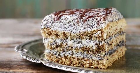 Layer Cake au Pavot et Cream Cheese