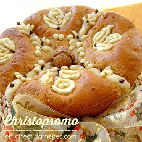 Le Christopsomo ou Pain aux Noix et à la Cannelle
