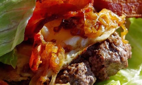 Le Régime Burger ou L’art de Maigrir en se Faisant Réellement Plaisir