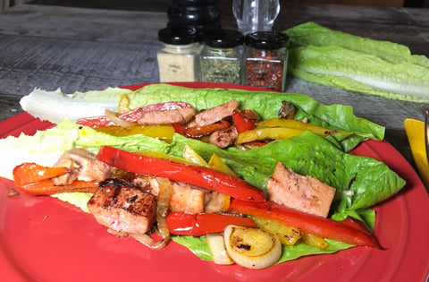 Légumes et Jambon sur Coeur de Feuille Romaine