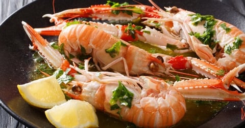 Les Langoustines Poêlées à L'ail et au Beurre