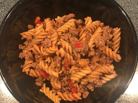 Macaroni à La Viande et Sauce Soya