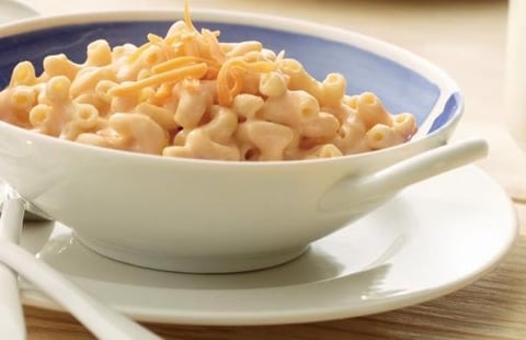 MACARONI AU FROMAGE SIMPLÉDÉLICIEUX DANS SA CASSEROLE