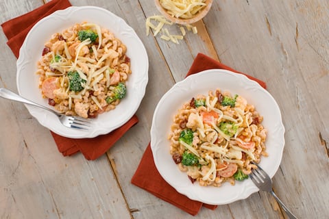 Macaroni aux Légumes Crémeux et Colorés