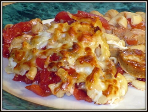 Macaronis aux Tomates et aux Saucisses Italiennes